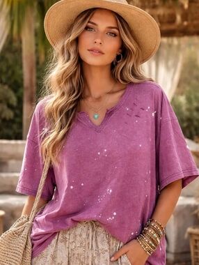 Blue Velvet V-Neck Splatter Paint Distressed Short Sleeve Tee In Dusty Rose